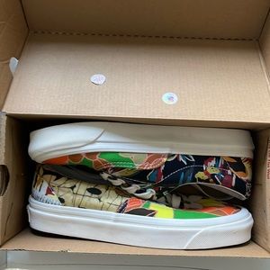 Vans Era 95 Dx. Size 6,5 US women, brand new, multicolor $36